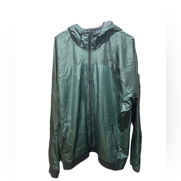 Nike jacket - Picture 1 of 4